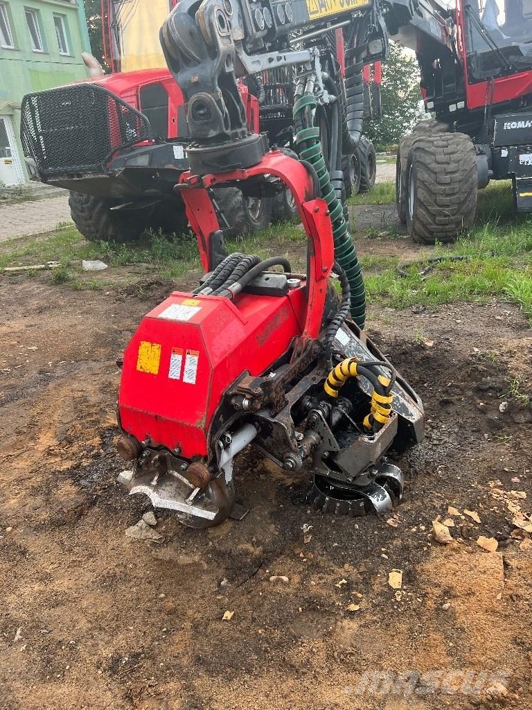 Komatsu 911 Harvester