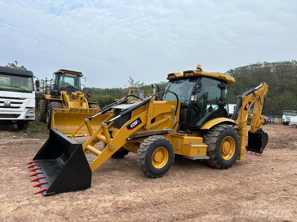 CAT 420 F2 Baggerlader