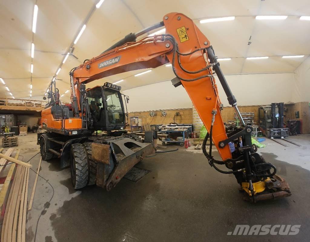 Doosan DX 170 W Mobilbagger