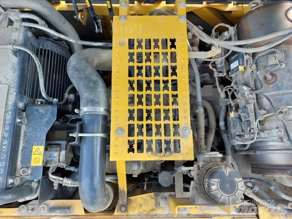 Komatsu HB365LC-3 Raupenbagger