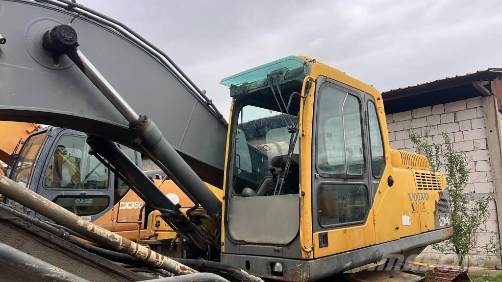 Volvo EC 290 B LC LKW-Achsen