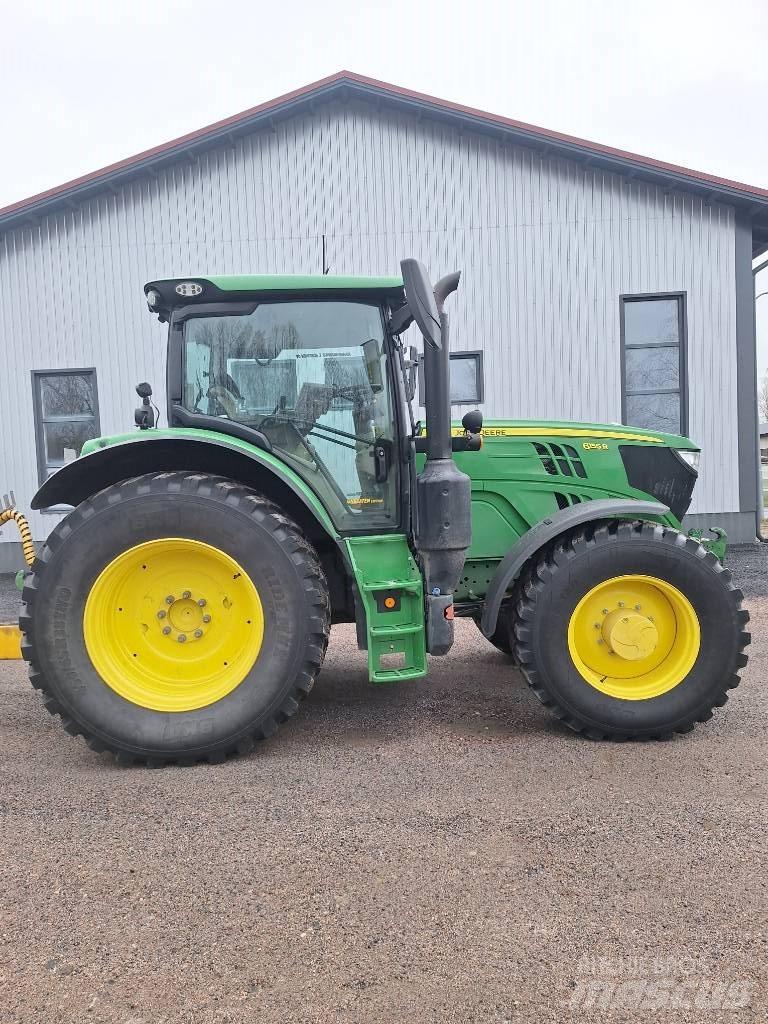 John Deere 6155R Traktoren