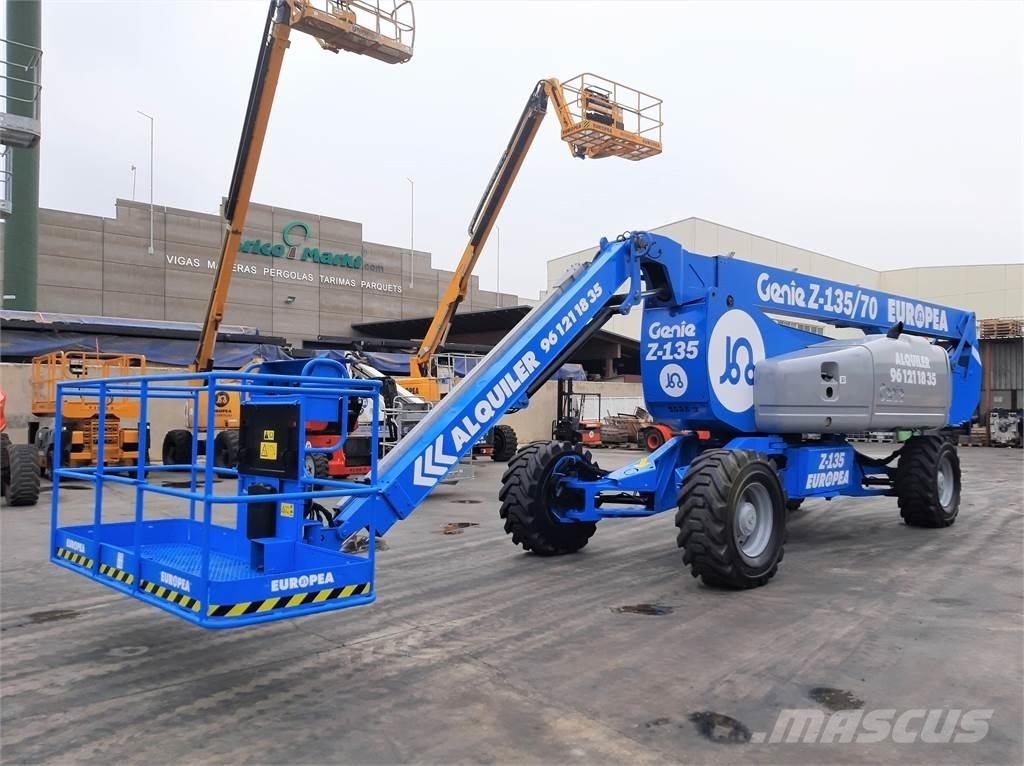Genie Z135 70 Gelenkteleskoparbeitsbühnen