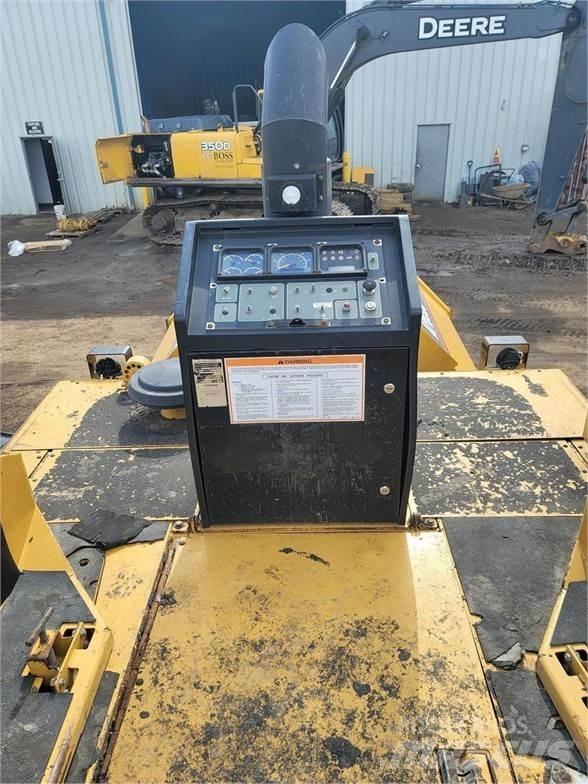 CAT AP-655C Strassenfertiger
