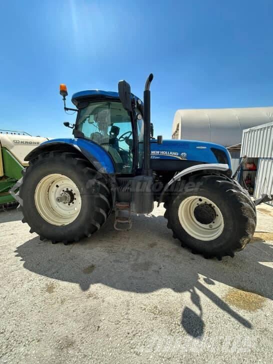 New Holland T7250 Traktoren