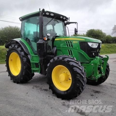 John Deere 6110 R Traktoren