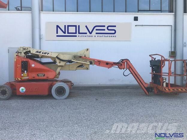 JLG E400AJPn Gelenkteleskoparbeitsbühnen
