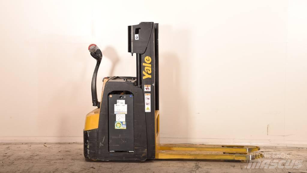 Yale MS 14 AC Deichselstapler