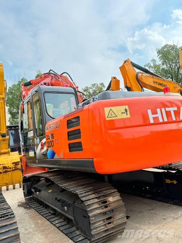 Hitachi ZX 200 Raupenbagger