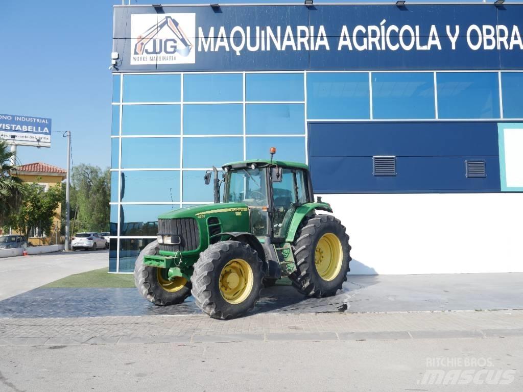 John Deere 6930 Traktoren