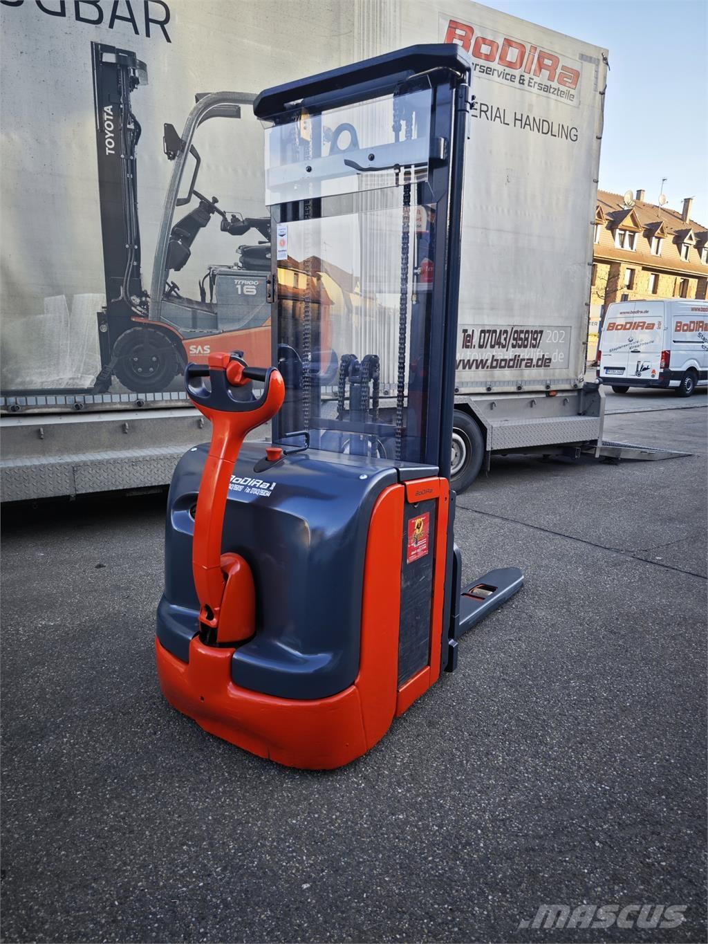 Linde L14 Selbstfahrstapler