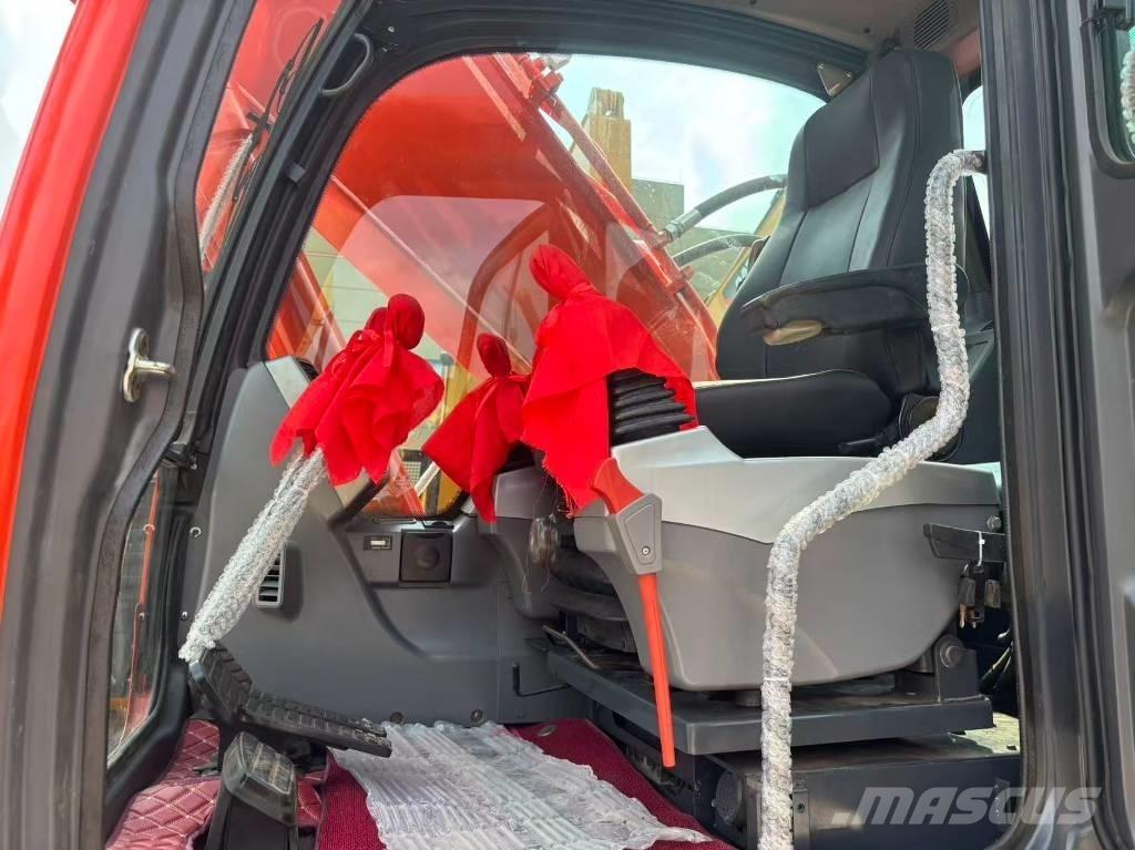 Doosan 225 LC Raupenbagger