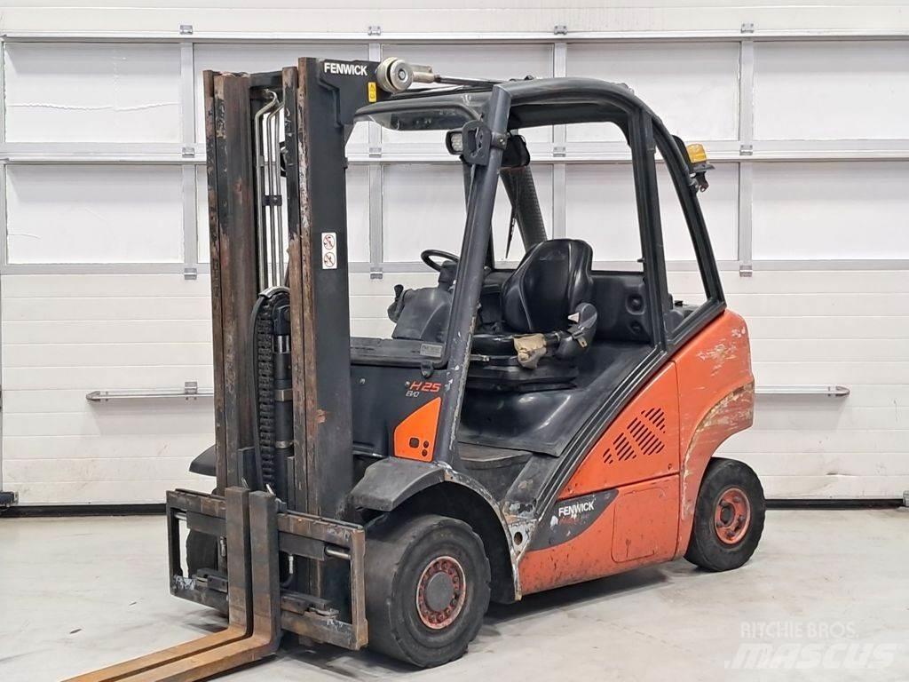 Linde H25D-02 Dieselstapler