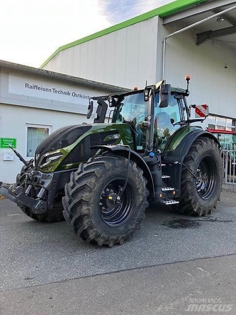 Valtra q285 Traktoren