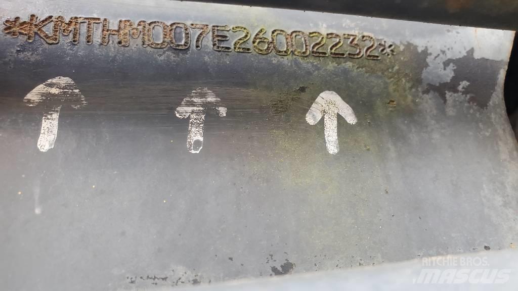 Komatsu HM 400-2 Dumper - Knickgelenk