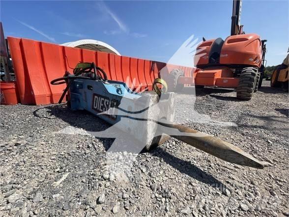  DIESEL DE120 Hammer / Brecher