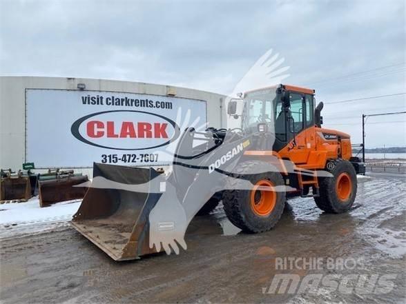 Doosan DL250-5 Radlader