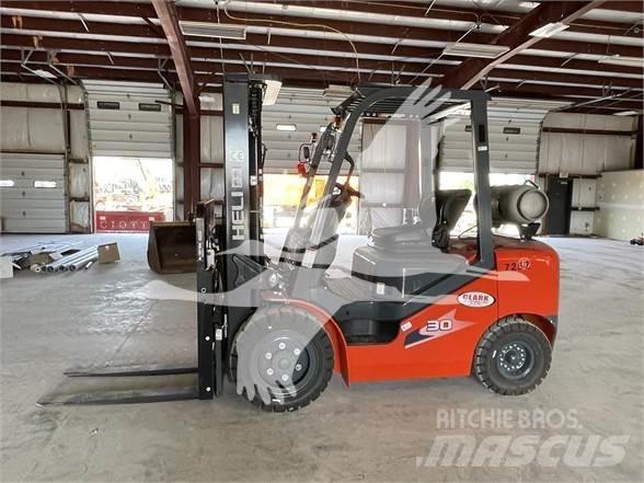 Heli CPYD30 Dieselstapler
