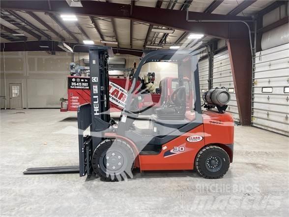 Heli CPYD30 Dieselstapler