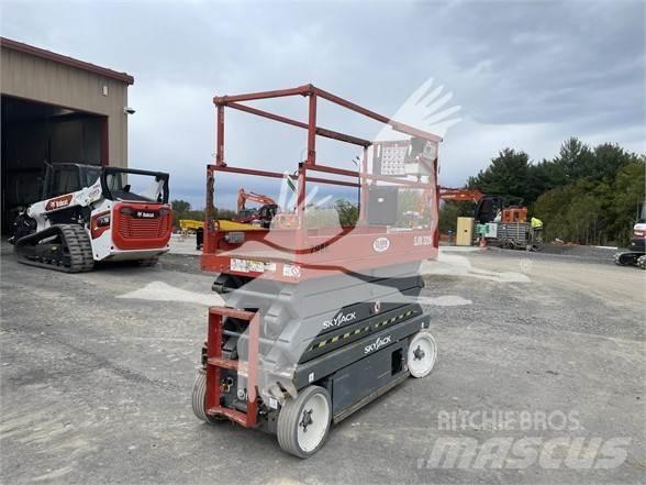 SkyJack SJ3226 Scheren-Arbeitsbühnen