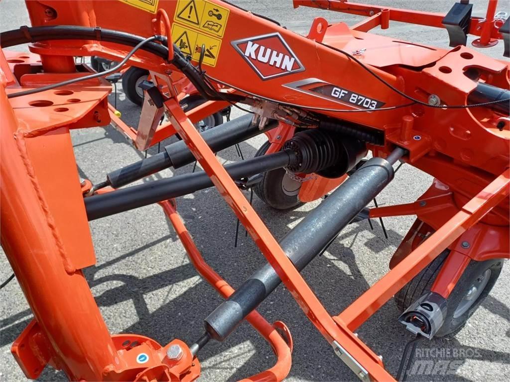 Kuhn GF 8703 Kreiselheuer/-wender