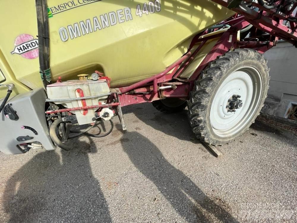 Hardi Commander 4400 Anhängespritzen