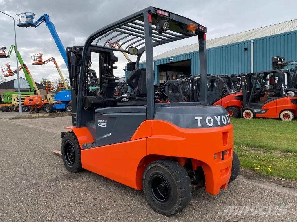Toyota 8FBMT45 Elektrostapler