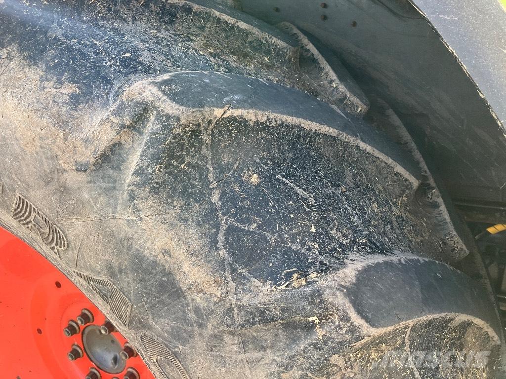 CLAAS Ares 697 ATZ Traktoren