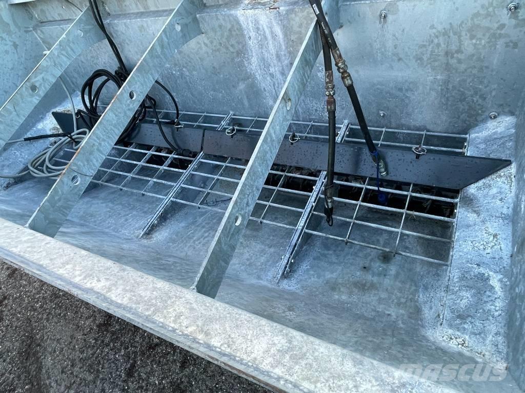 Sami SAMI SLD-18 Sand- und Salzstreuer