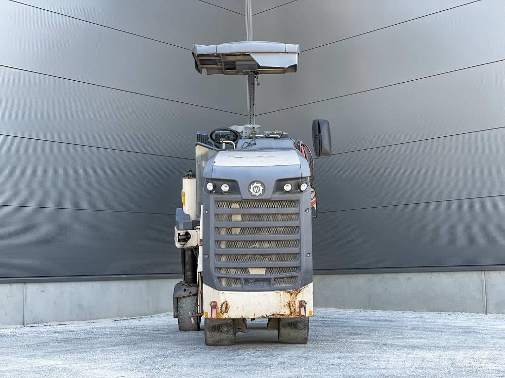 Wirtgen W 50 RI Asphaltfräsen