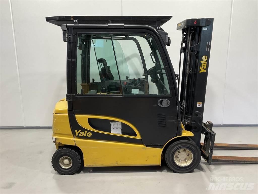 Yale ERP30VL Elektrostapler