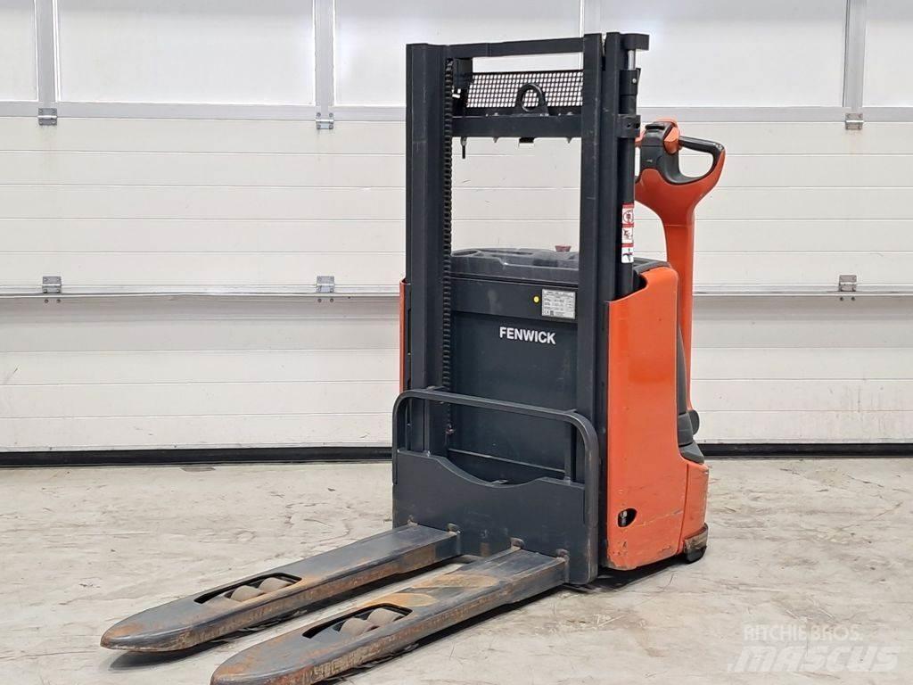 Linde L10 Deichselstapler