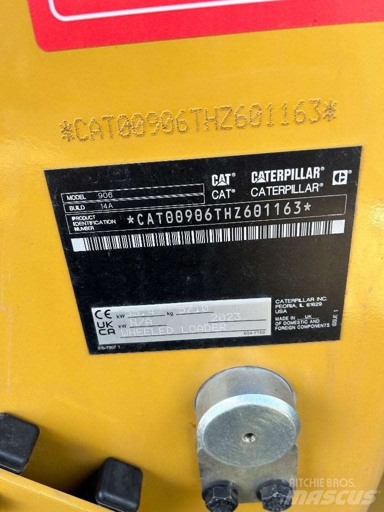 CAT 906 Radlader