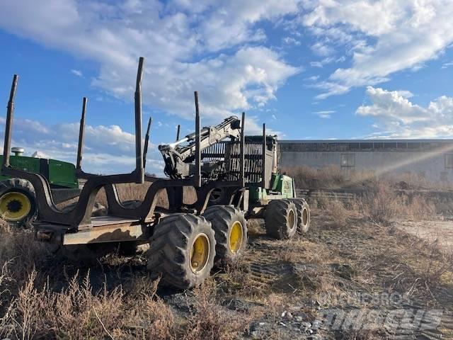 John Deere 1510 E Forwarder