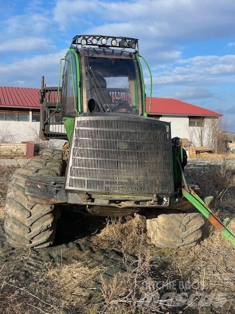 John Deere 1510 E Forwarder