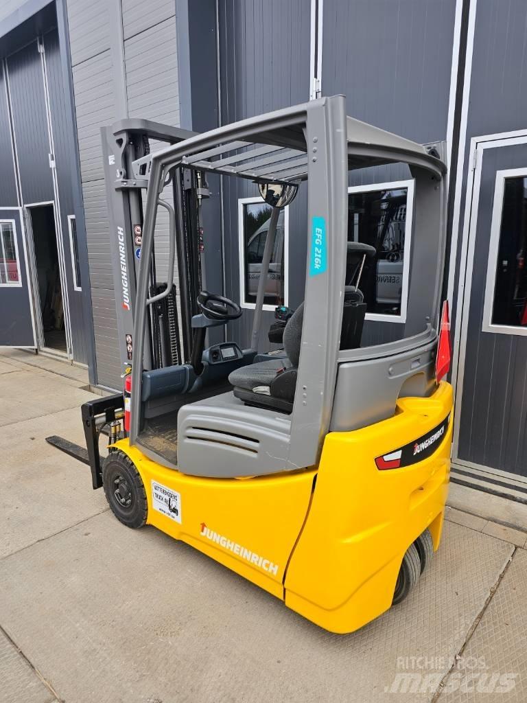 Jungheinrich EFG216K Elektrostapler