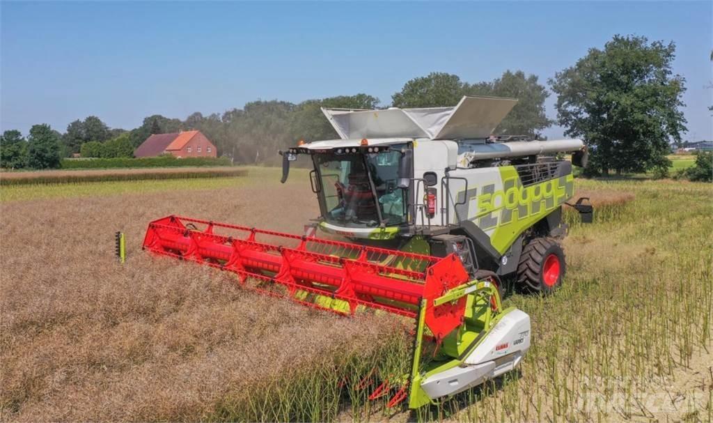 CLAAS Trion 730 TT Mähdrescher