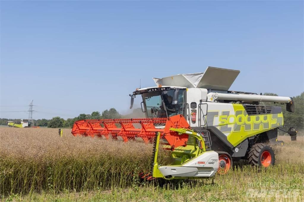 CLAAS Trion 730 TT Mähdrescher