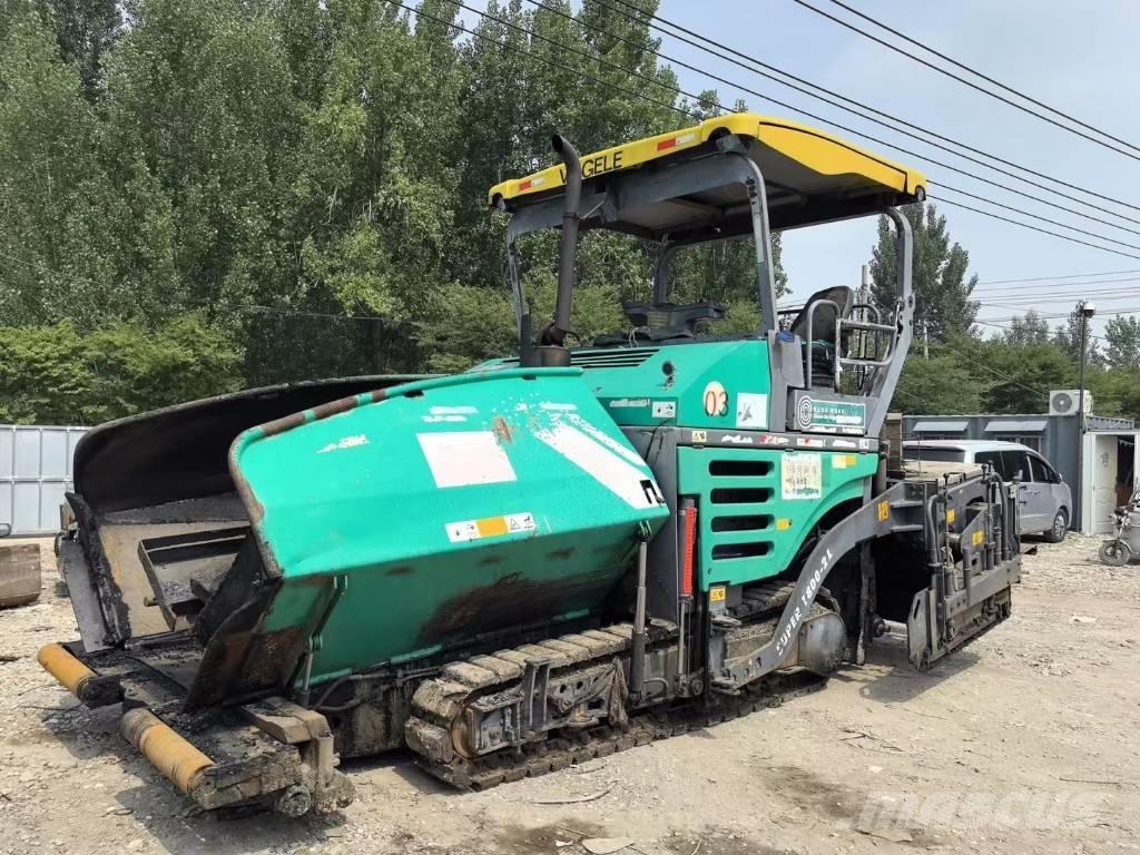 XCMG RP 453 L Strassenfertiger