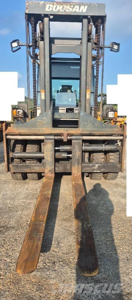 Doosan D 160 S-5 Dieselstapler