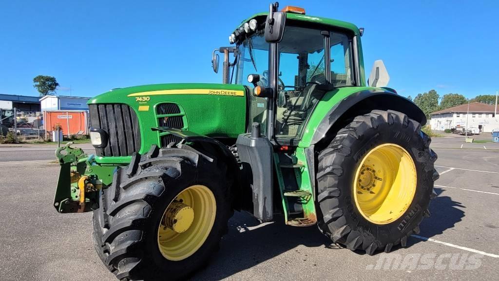 John Deere 7430 AP Traktoren