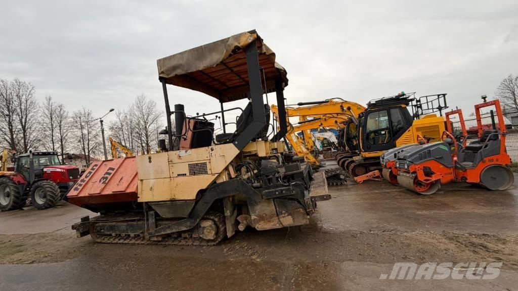 ABG Titan 311 Strassenfertiger