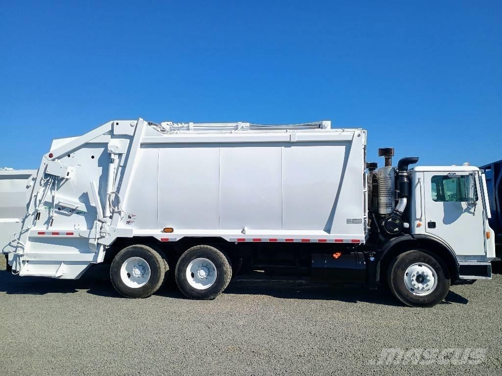 Mack MRU Müllwagen