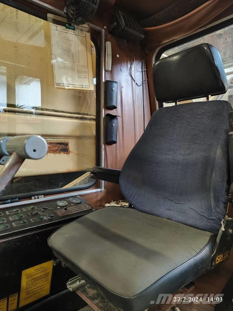 Lokomo A 353 NR All-Terrain-Krane