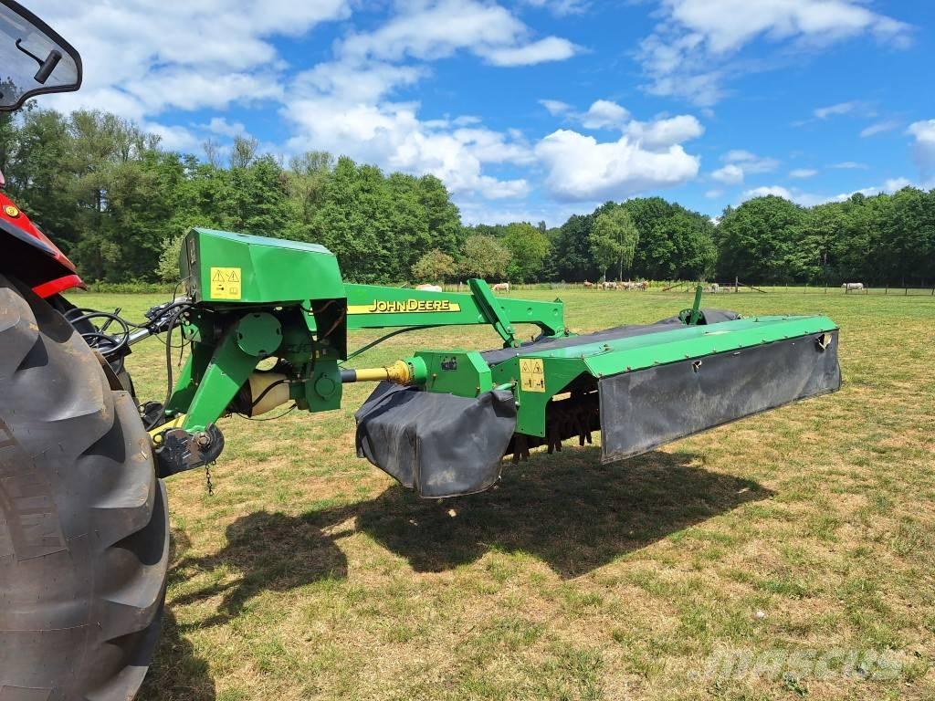 John Deere 328 Mähwerke
