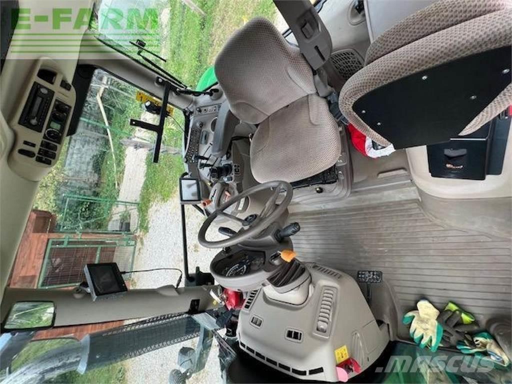 John Deere 6115R Traktoren