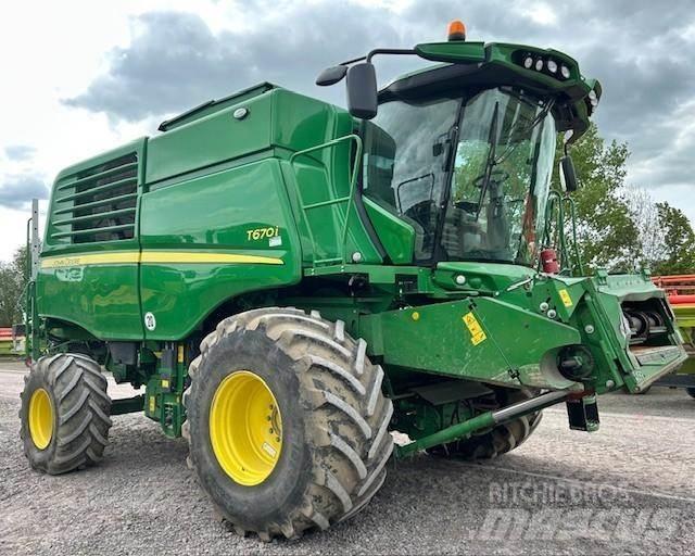 John Deere T 670 i Mähdrescher