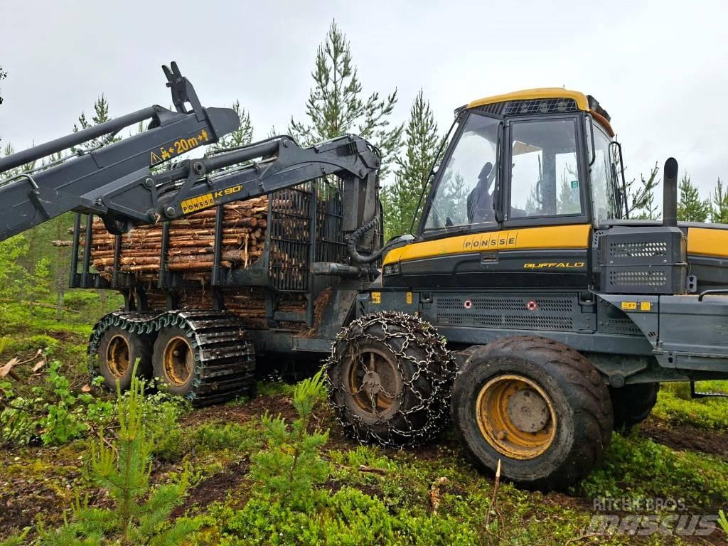 Ponsse BUFFALO 8W Forwarder