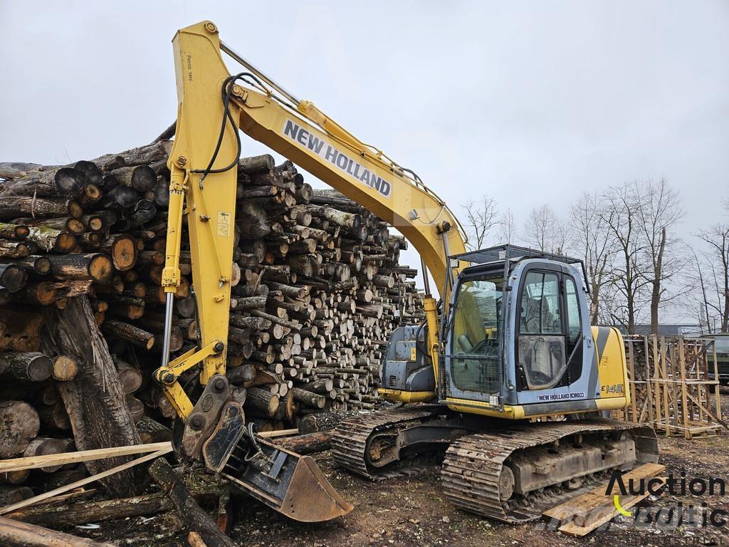 New Holland E 145 Raupenbagger