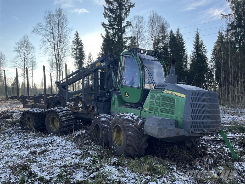 John Deere 1110 G Forwarder